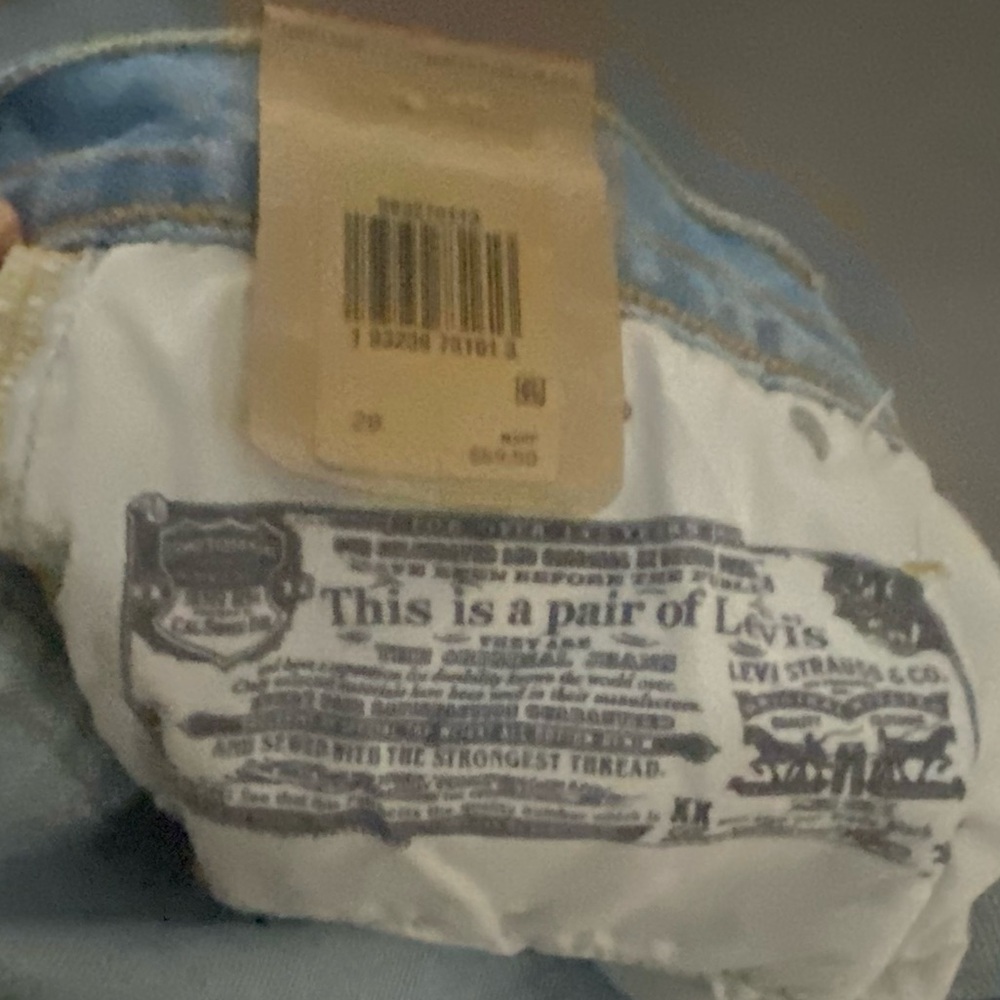 New Levi's 501 Light Blue Frayed Hem Jean Shorts - Picture 3 of 4
